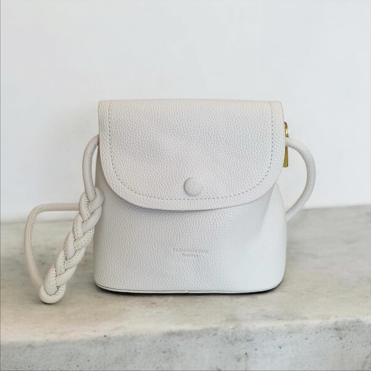 Cartera white