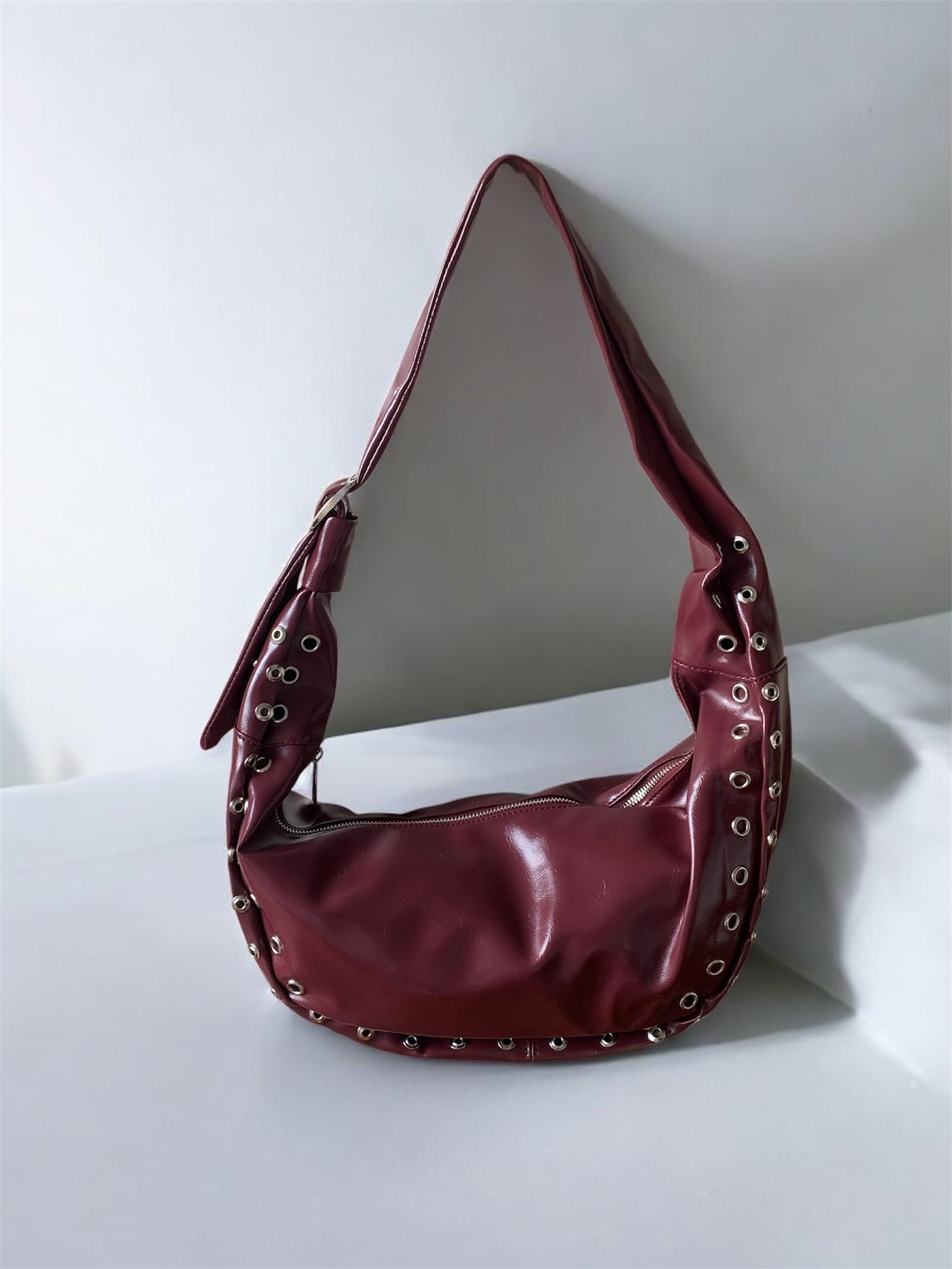 Cartera Cherry