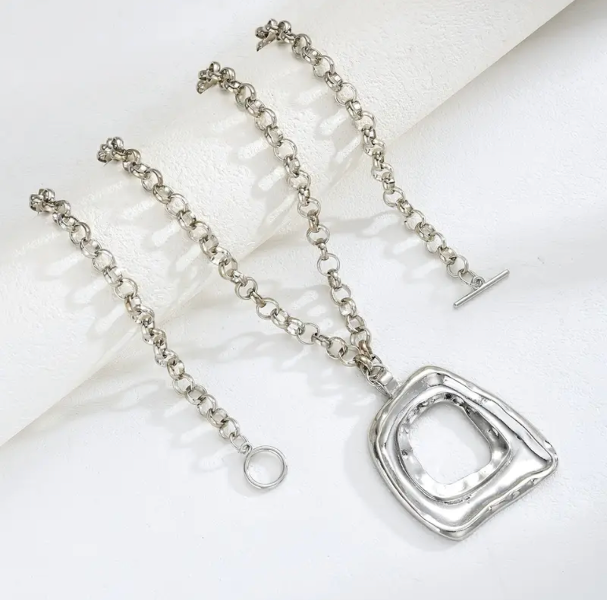 Maxi Collar