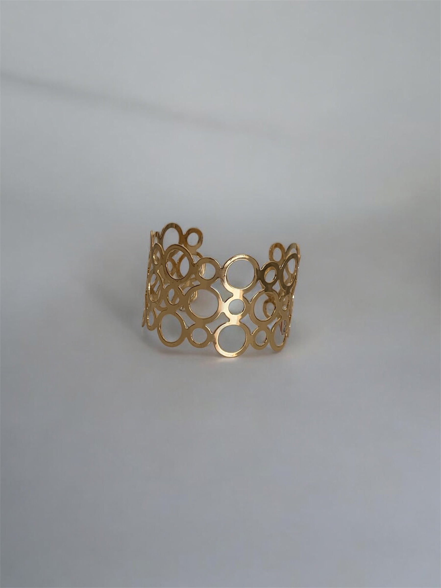 Brazalete irregular