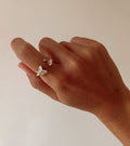 Anillo mariposa blanca