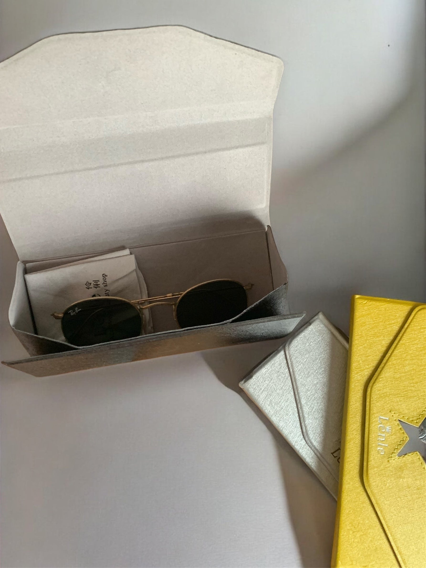 Porta lentes