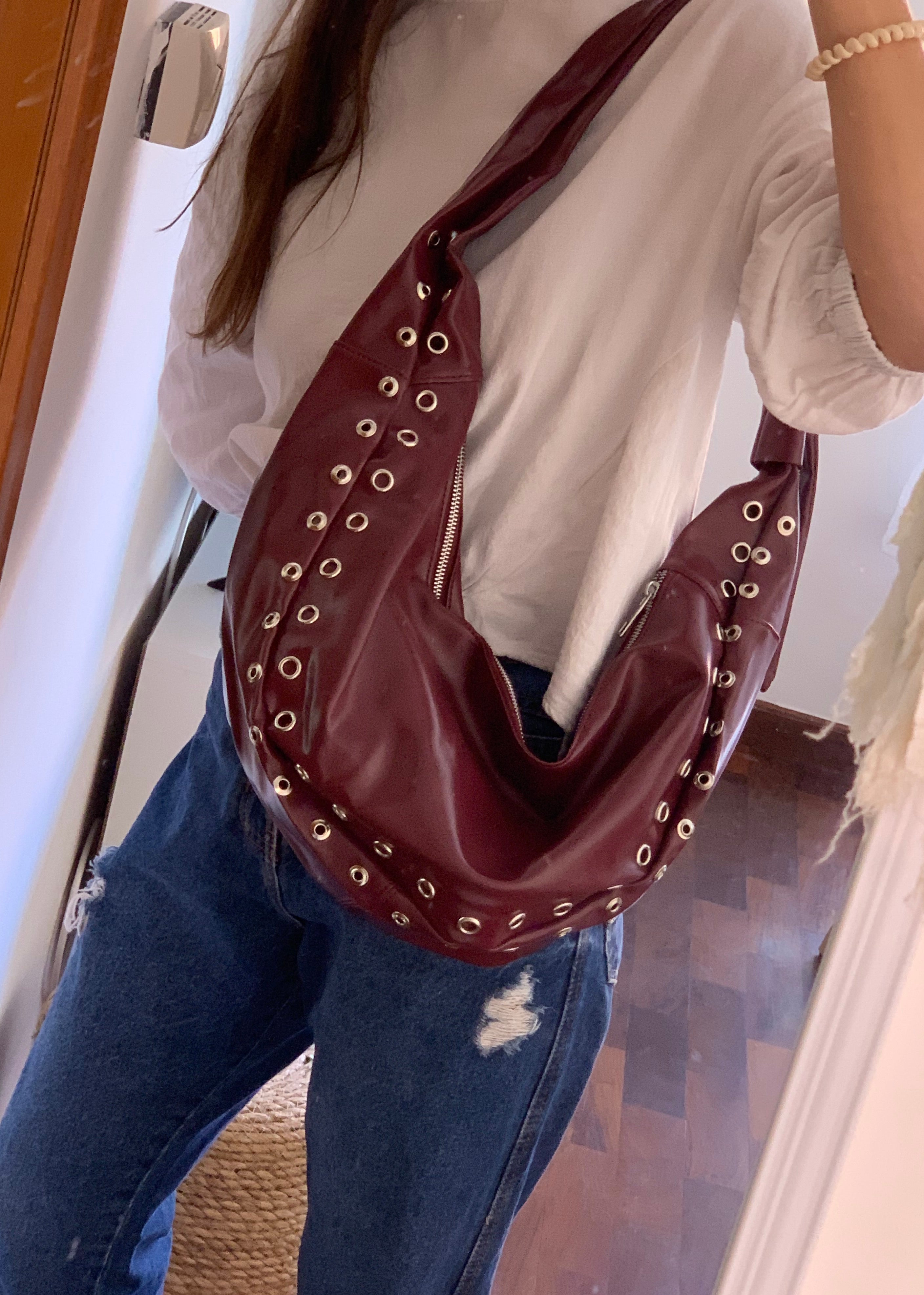 Cartera Cherry