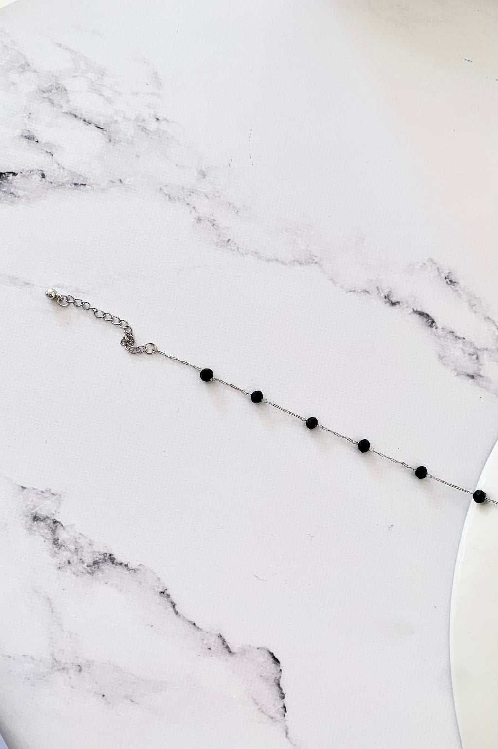 Cadenita choker negro